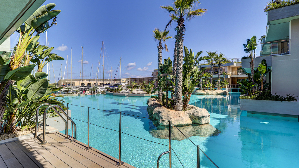 Laguna-luxury-apartment-christies-malta